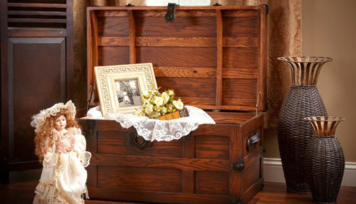 cedar chest will make great a famliy heirloom