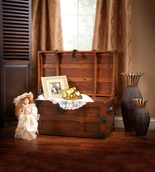 store things in your hope chest